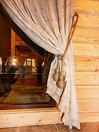 Шторы в баню с подхватами из жгута