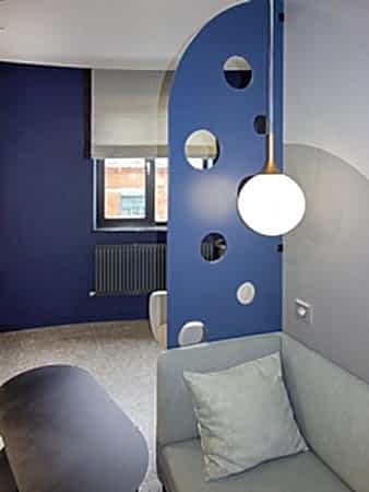 Римские шторы в салон по наращиванию волос