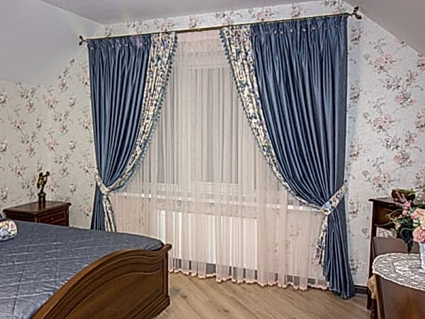 Шторы в спальню в стиле прованс (голубые)