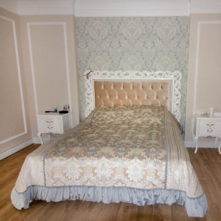 Покрывало в стиле современной классики