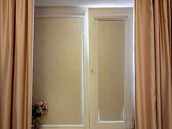 Рулонные шторы в спальню