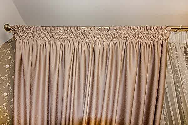 Шторы с бусинами