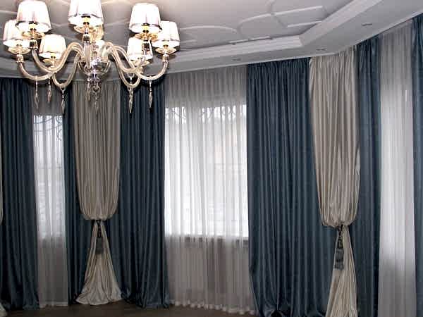 Шторы в спальню классика