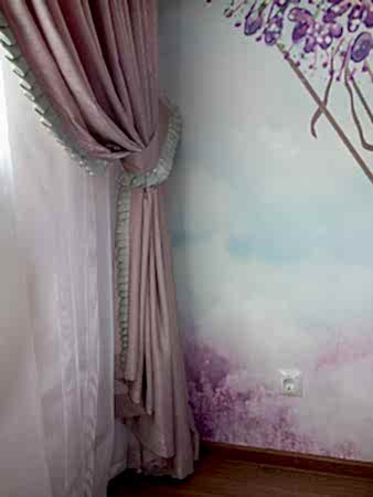 Розовые шторы с рюшами для девочки