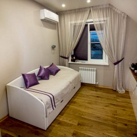 Шторы из сетки на нестандартное окно