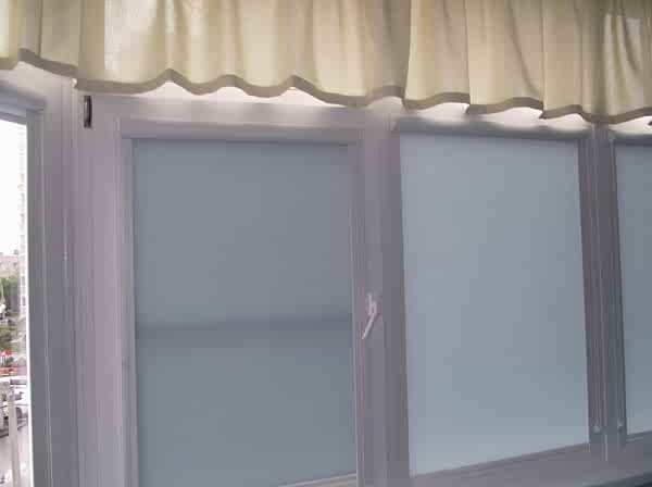 Кассетные шторы на балкон