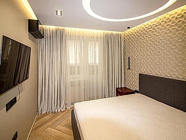 Современные шторы в спальню