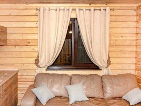 Шторы в баню с подхватами из жгута