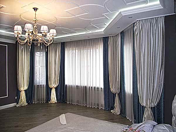 Шторы в спальню классика