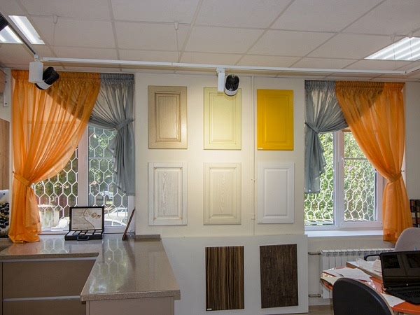 Шторы в торговый зал