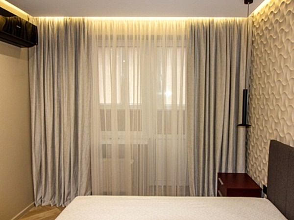 Современные шторы в спальню