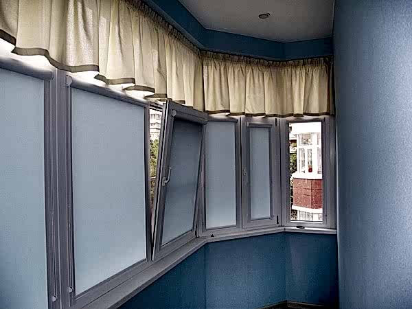 Кассетные шторы на балкон