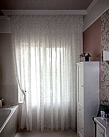 Тюль для ванной комнаты