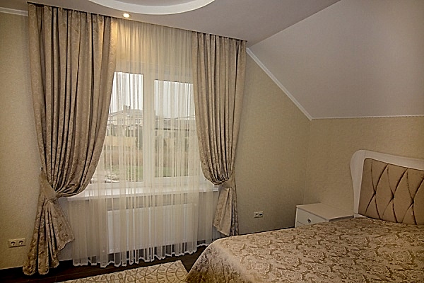 Шторы для спальни с покрывалом из хлопкового жаккарда